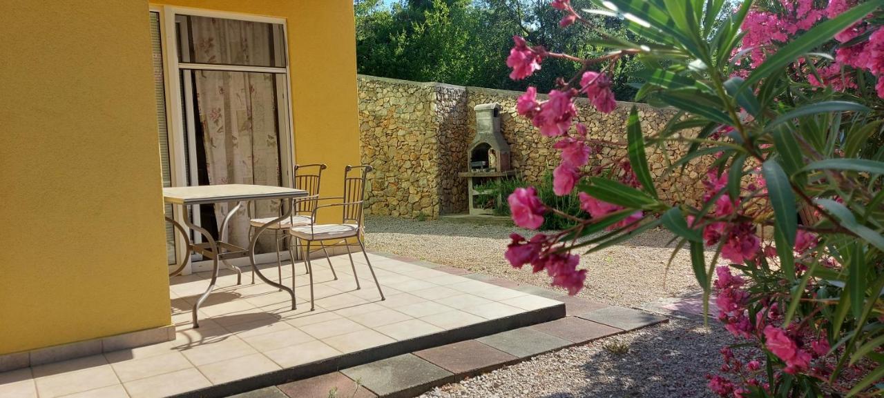 Apartments Sunshine & Smile Klimno Exterior foto