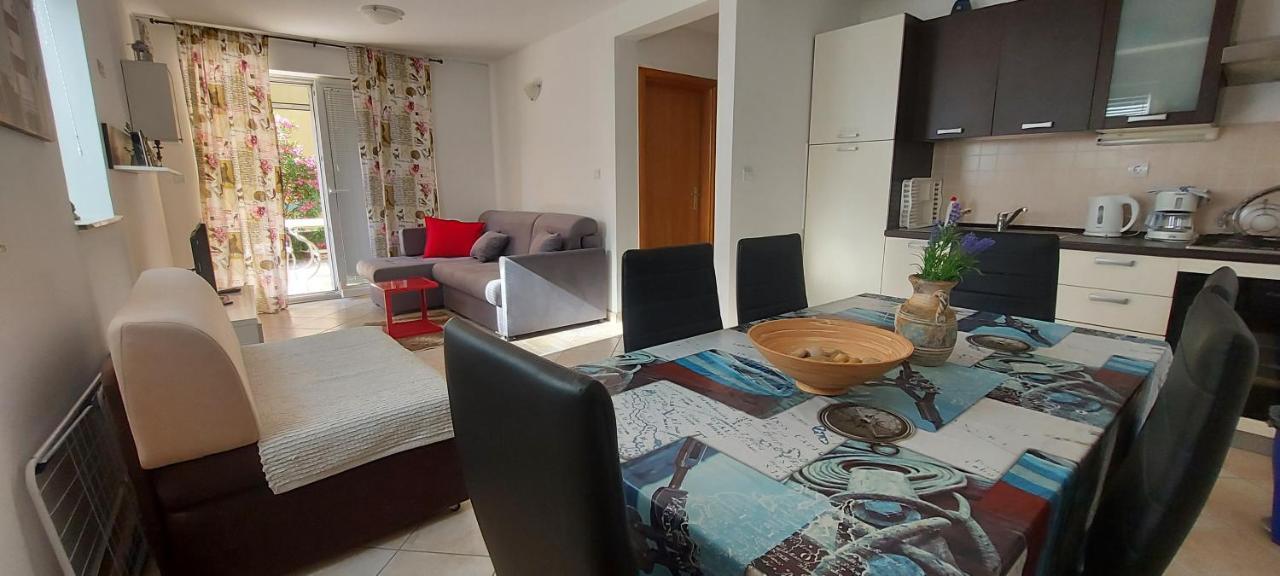 Apartments Sunshine & Smile Klimno Exterior foto