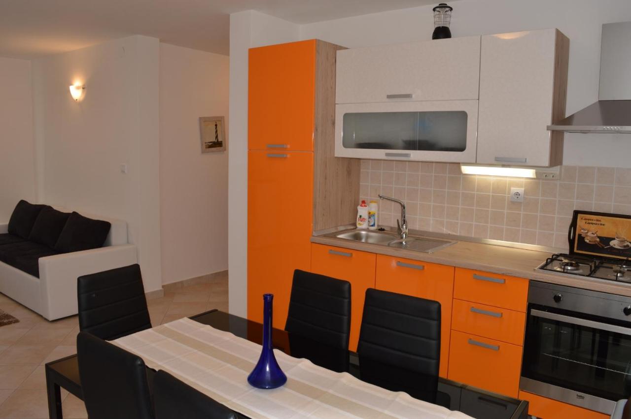 Apartments Sunshine & Smile Klimno Exterior foto